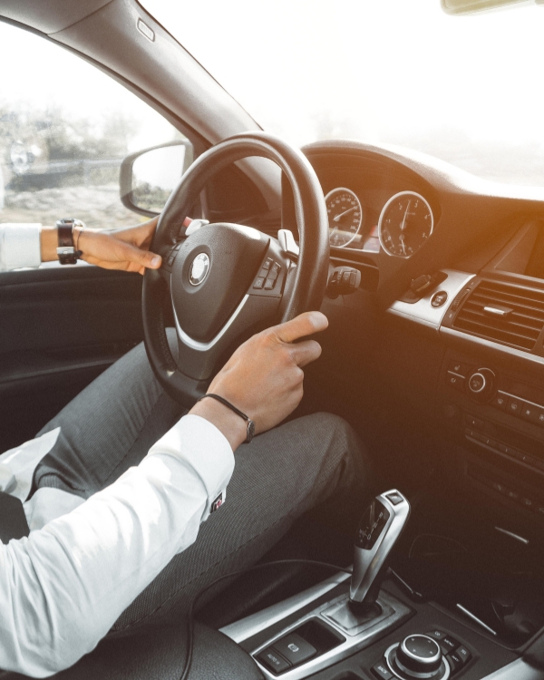 Home 1 conducteur voiture